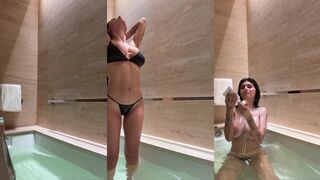 Mia Khalifa nude bathtub different angle