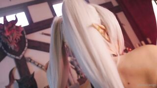 Jessica Nigri MICROBIKINI FRIEREN vs. MIMIC