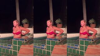 SOFIA JAMORA TIKTOK LIVE FLASH