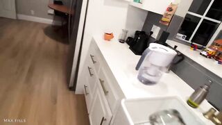 Angel Youngs - Pornstar Demos Her New Fleshlight On Max Fills