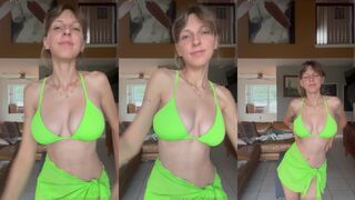 hopelesssofrantic huge naked tits onlyfans