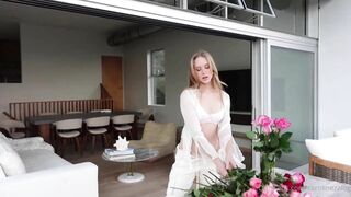 Caroline Zalog ppv favourite view