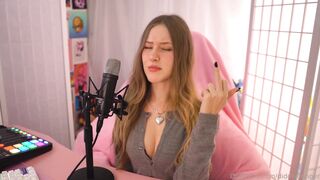 DiddlyDonger - Simp JOI (humiliation) (10 min)