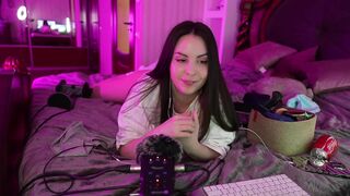 Moona Fansly Stream 2025-08-30