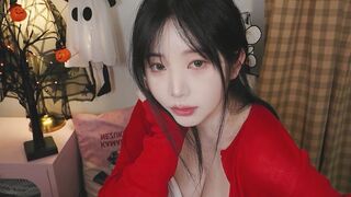 Yoon Ying ASMR - Ear cupping + ear massage/이어커핑+귀마사지