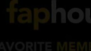 HelloLimoon Fucked By Naughty Tour Guide