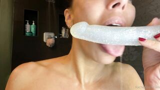 R.S OF - I Love Showering With A Dildo