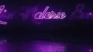 miss malorie switch horny little sister takes advantage