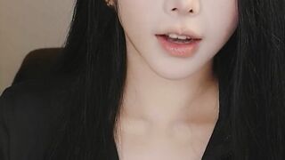 Yoon Ying ASMR -  Shall we get a massage together - 주인님이랑 영통 하면서 같이 마사지 할까