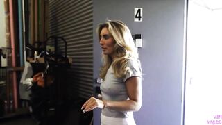 Bonnie Blue Gets Fucked In The Gym By PT