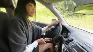 DaringKiara Seatbelt Car Masturbation w Big Dildo