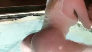 Amber Hayes (Video 31)