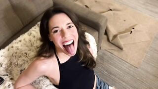 Vera King Tongue Tricks