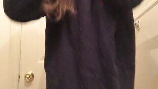 beach babe Onlyfans (Video 11)