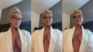 ellieeewbu | Ellie Scales bathrob part 2 ppv onlyfans