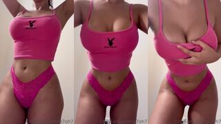 7oh7p | Pamela Naked Tits Onlyfns