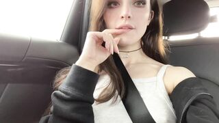 Dainty Wilder car squirt masturbation onlyfans