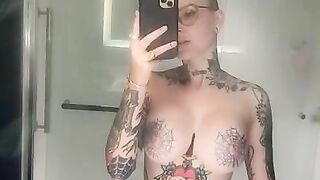 EmilyBoring (Video 11)