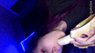 Gorgeous Teen With Enormous Ass (Video 2)