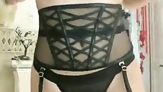 Bella Thorne (Video 1)