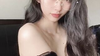 Vyxia Phan (Video 3)