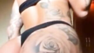 Mc Mirella  (Video 2)