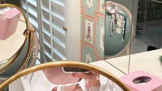 Sophie Mud (Video 2)