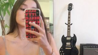 Sophie Mud (Video 7)