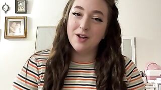 hazelmay38k showing her massive tits live on twitch