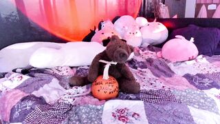 Pho/Mia Cherry— OnlyFans Couple Halloween Stream - 3of5