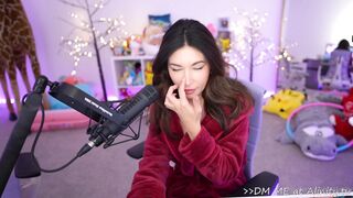 Alinity - Live Stream Nude Show