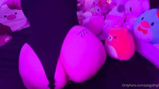 petgothgf pussy tease