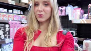 Caroline Zalog The Sexstore PPV