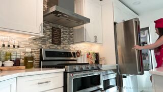 D.D OF - Sexy Red Chef