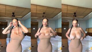Alanna pow naked tits onlyfans