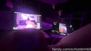 Schizo bimbo squirting on laptop