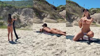 Sarah Caus Naked on Beach PPV Onlyfans